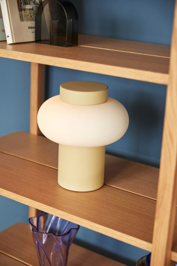 Lampe de table élégante beige et blanc – Image 7