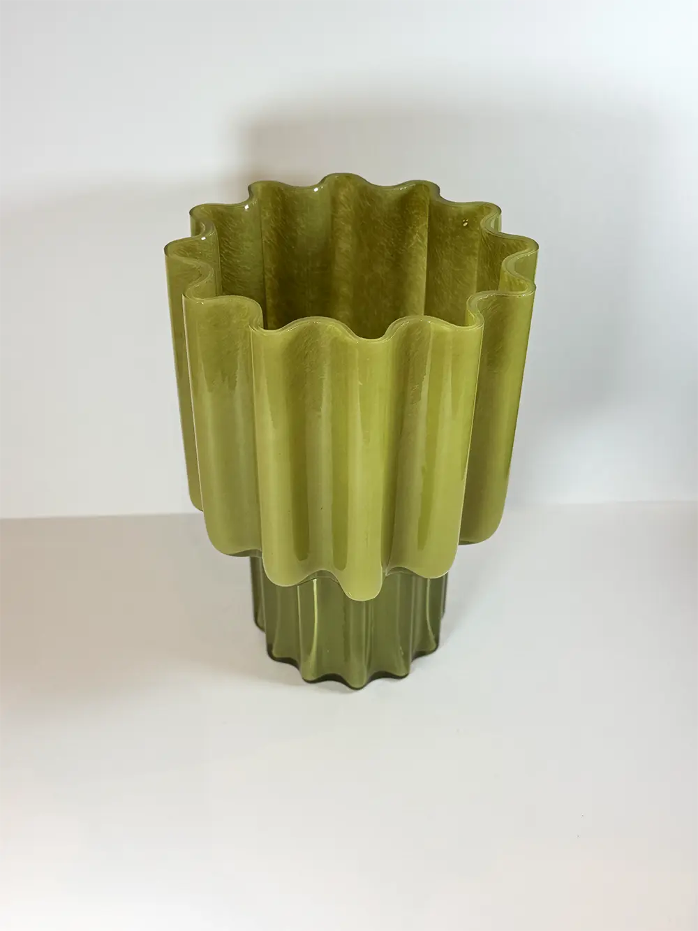 Vase organique vert - PM – Image 3