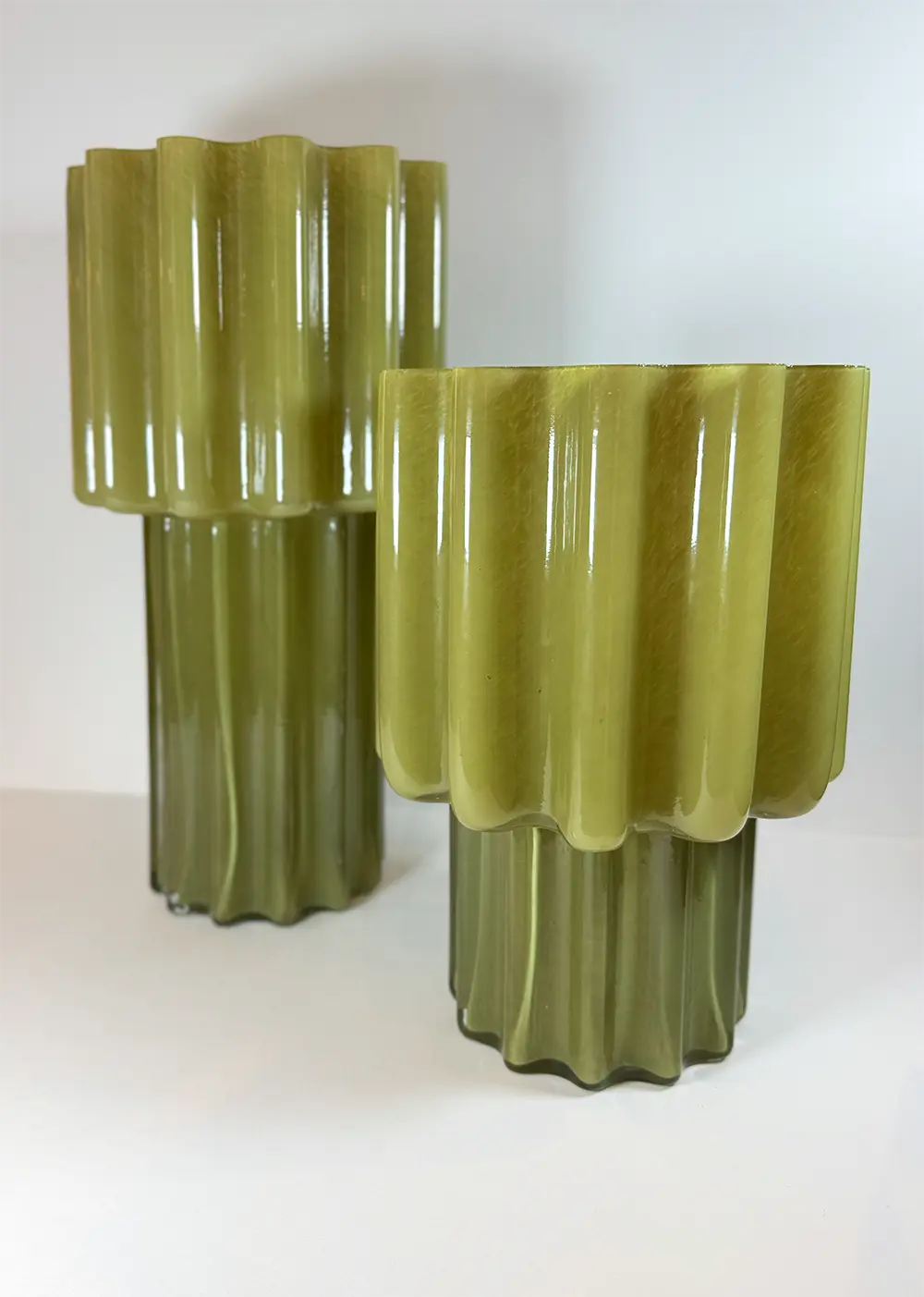 Vase organique vert - PM – Image 2